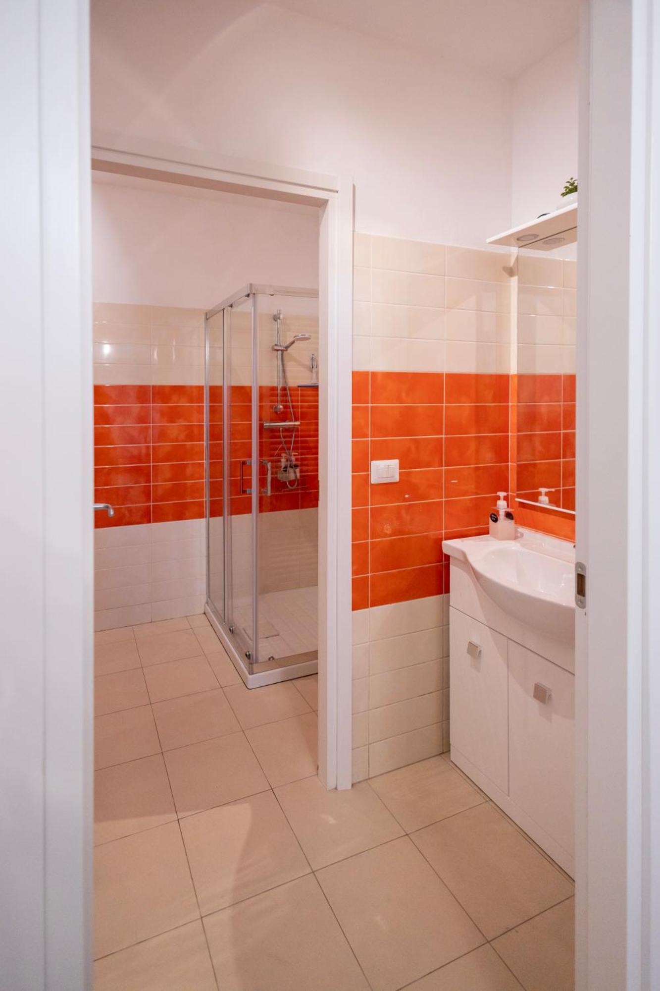 Toret Vanchiglia Studio Apartment Turin Exterior photo