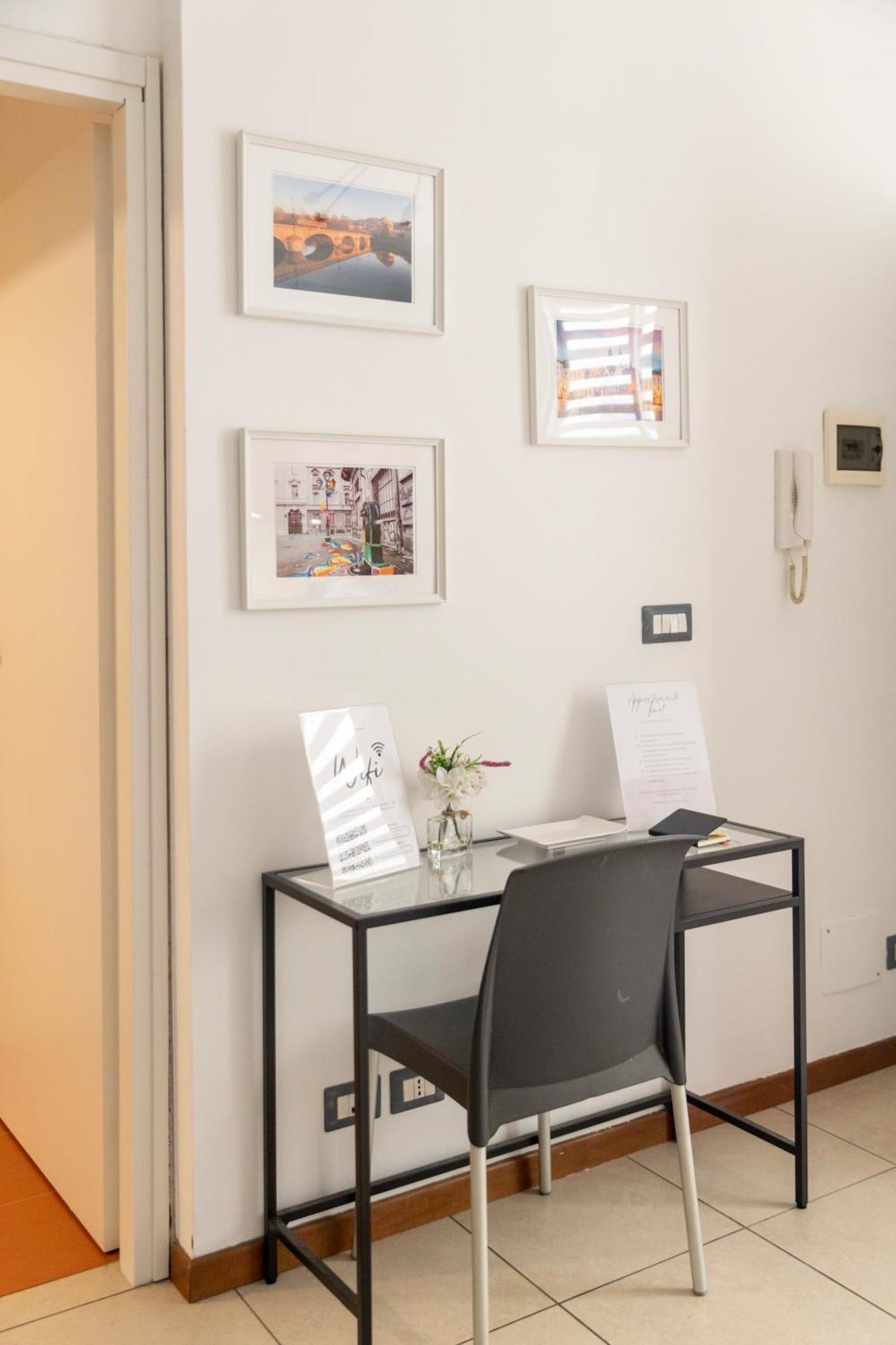 Toret Vanchiglia Studio Apartment Turin Exterior photo