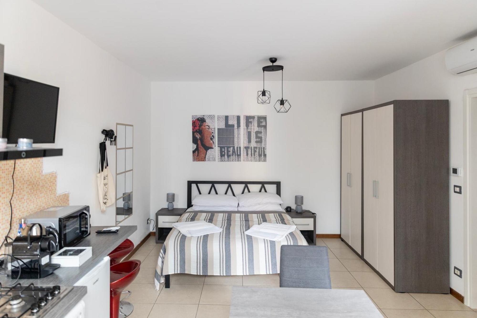 Toret Vanchiglia Studio Apartment Turin Exterior photo